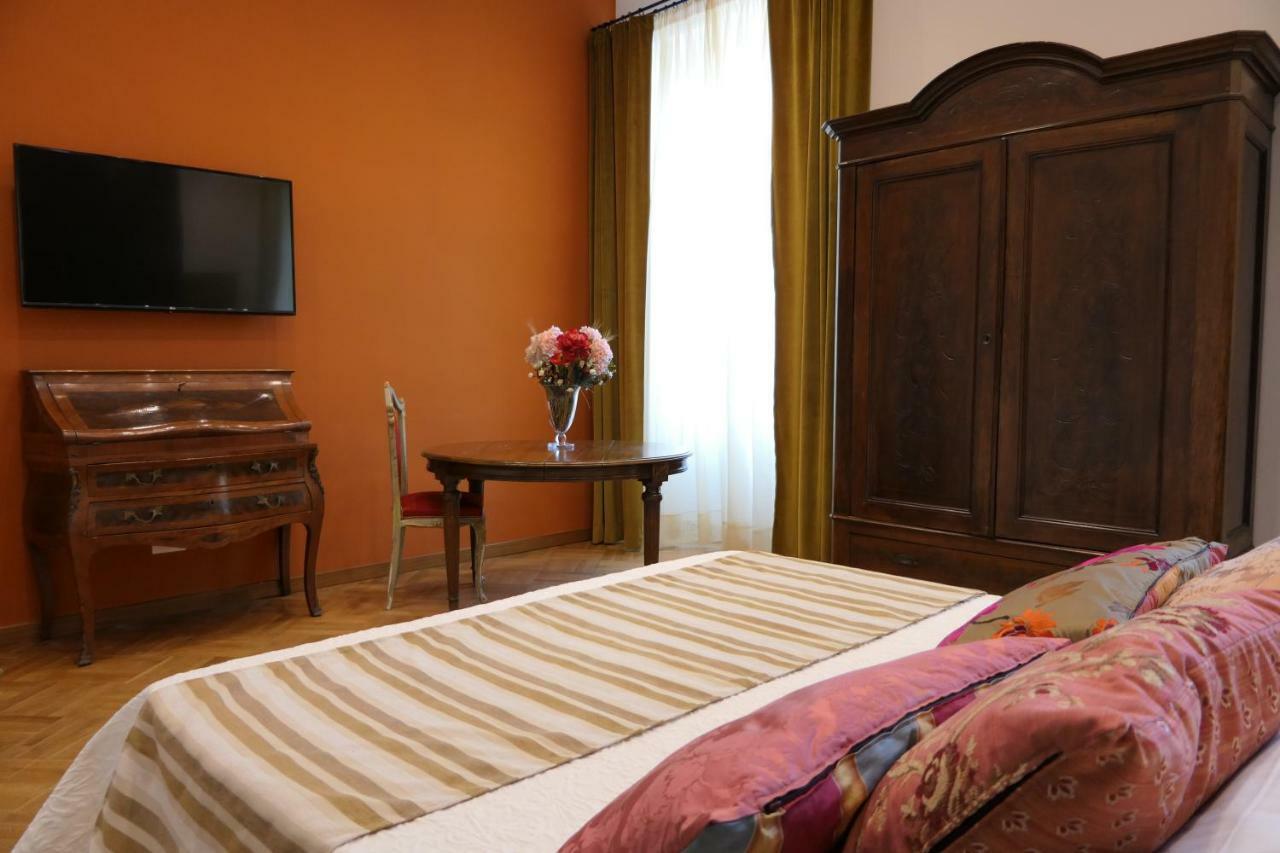 Spaccanapoli B&B City Soul ภายนอก รูปภาพ
