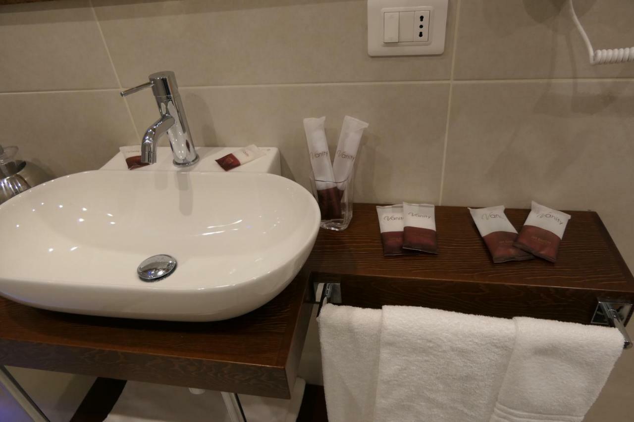Spaccanapoli B&B City Soul ภายนอก รูปภาพ