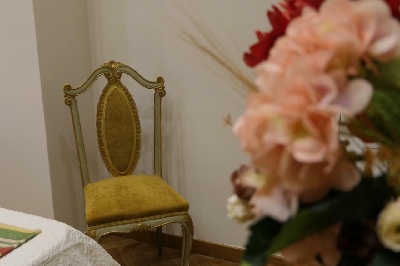 Spaccanapoli B&B City Soul ภายนอก รูปภาพ
